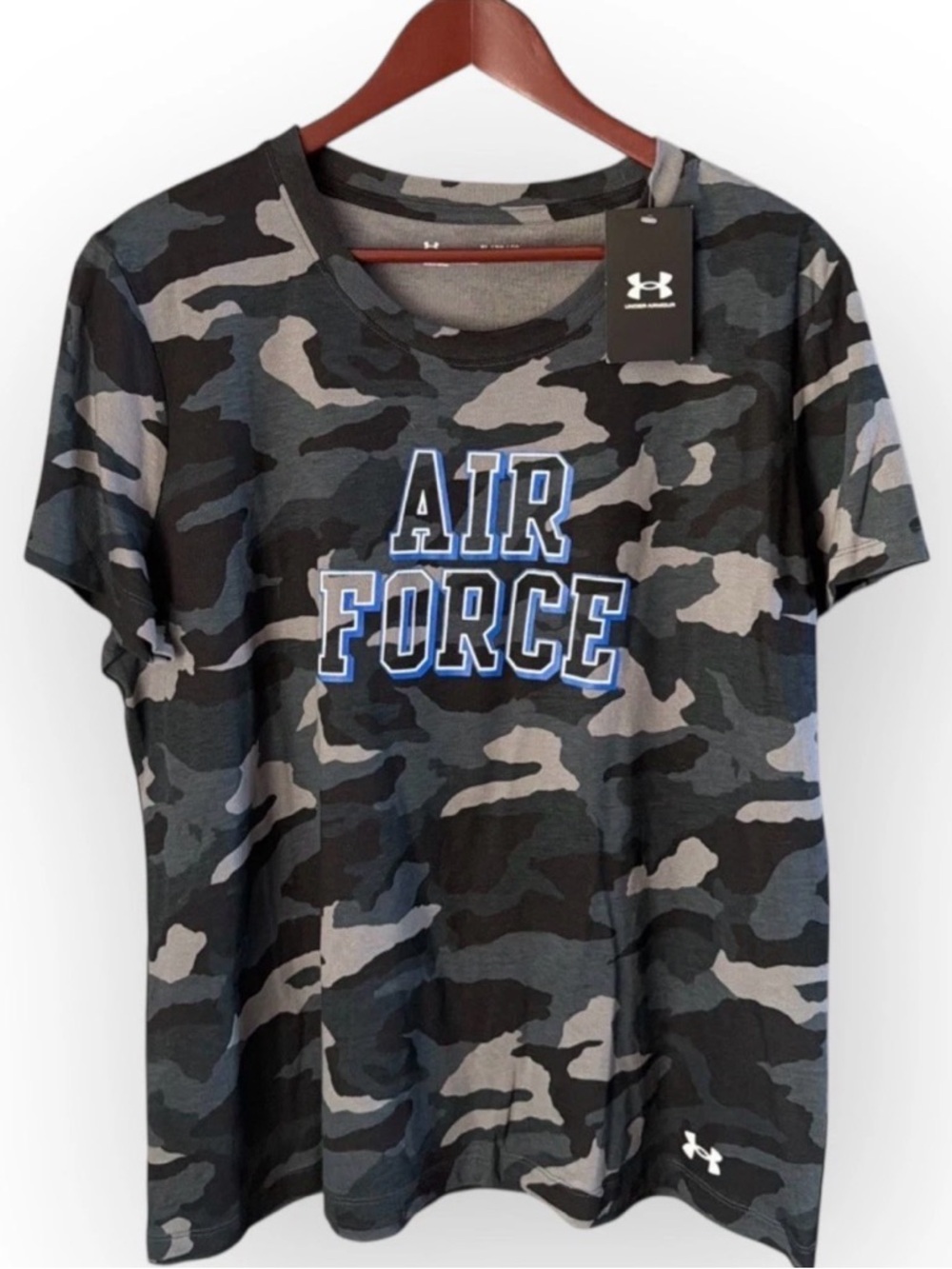 NWT Under Armour Air Force Camo T-Shirt Women’s XL Loose Fit Grey Black Active